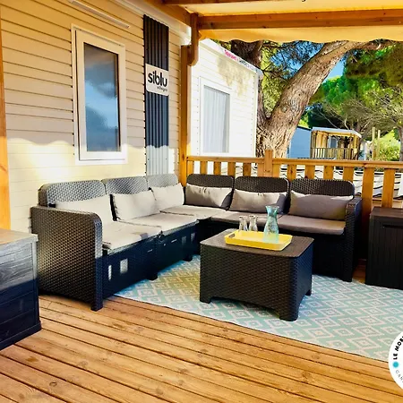 בית נופש Le Mobil-home De Laurence *